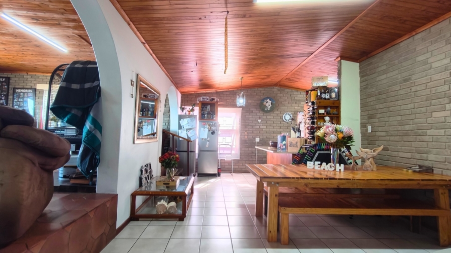 5 Bedroom Property for Sale in Dana Bay Western Cape